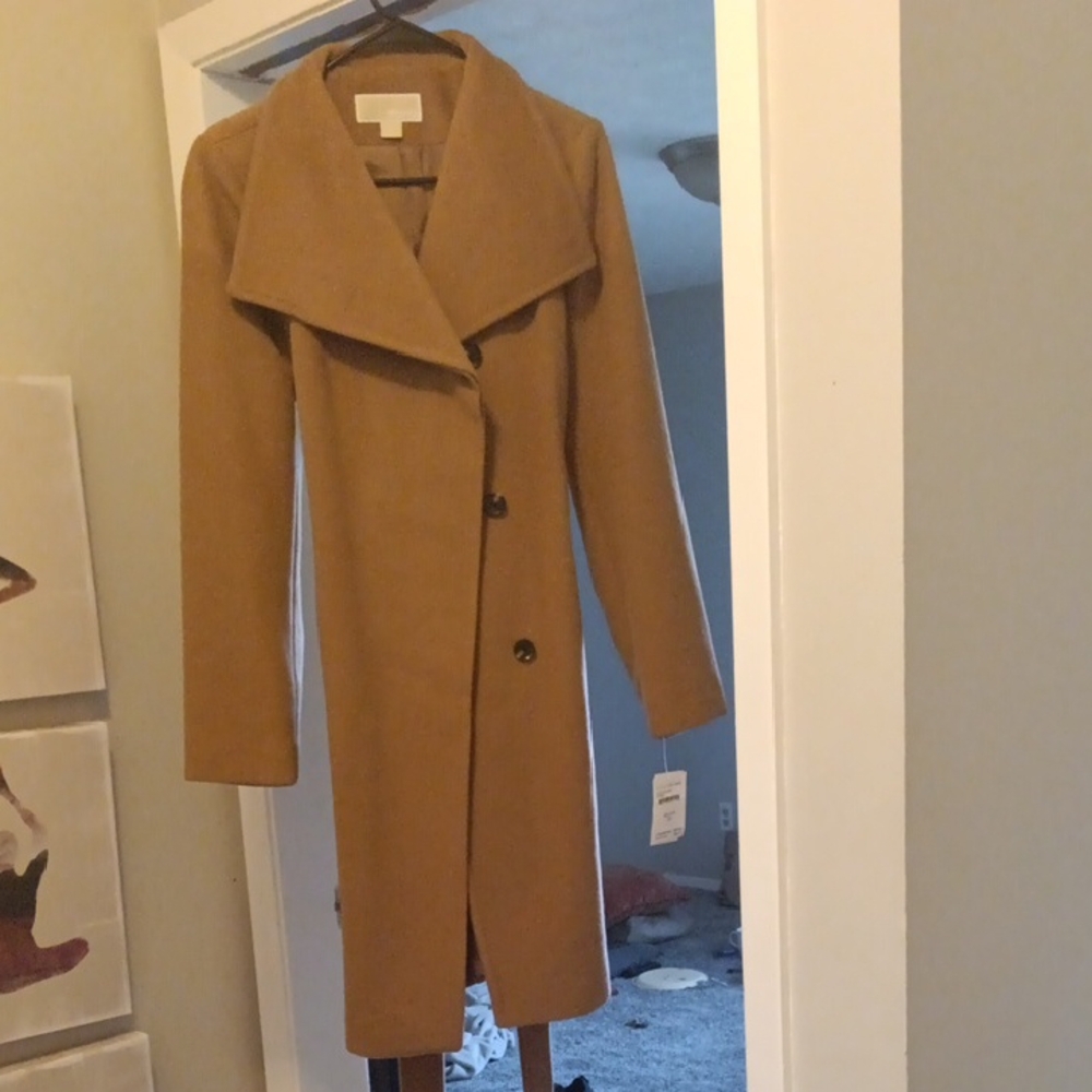 NWT Michael Kors Wool blend, belted, single-breasted, wrap trench coat. medium. - Picture 4 of 12